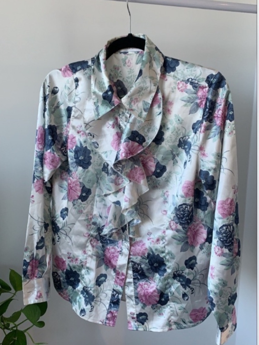 Beta’s Choice Silky Floral Blouse
